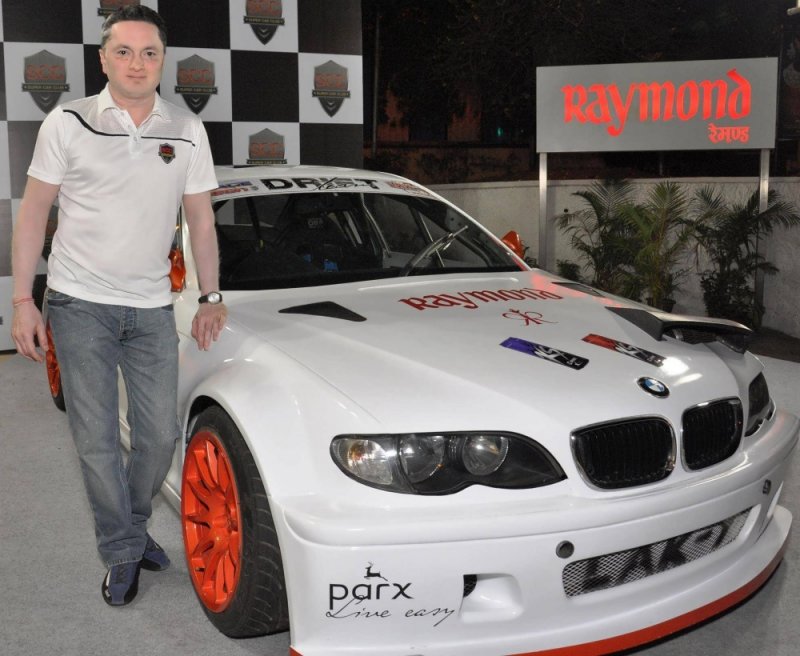 Gautam-Singhania-Drifting-Car-1.jpg