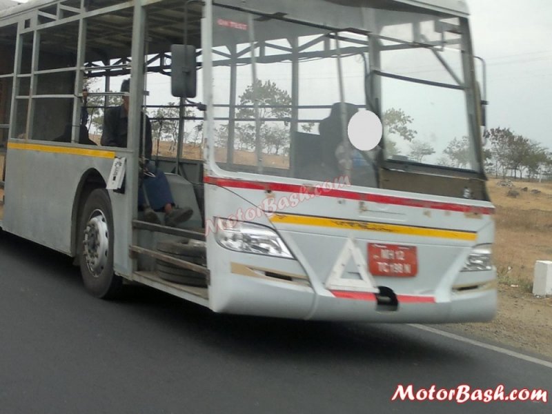 Tata_Bus_LHD-2.jpg