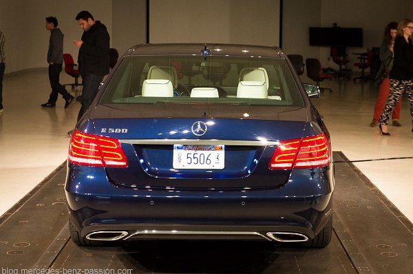 2013-Mercedes-E-Class-private-unveiling-in-California-4.jpg