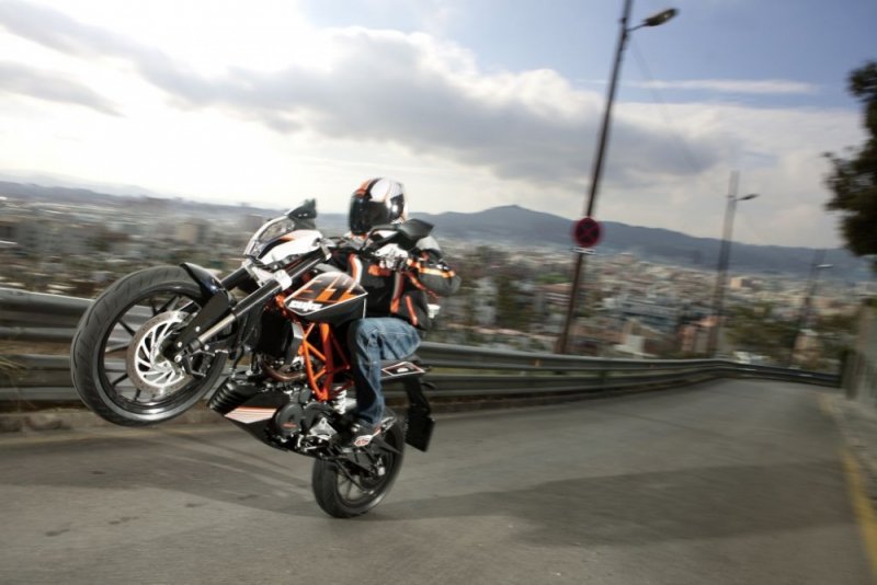 KTM-390-Duke-10.jpg