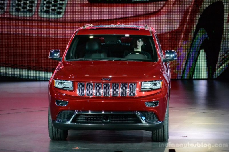 2014-Jeep-Grand-Cherokee-from-NAIAS-2013-3.jpg