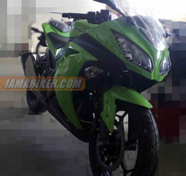 kawasaki-ninja-300-india-launch.jpg