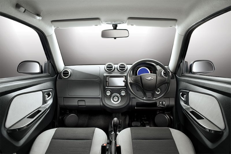 Mahindra-Reva-E2O-India-interior-and-exterior-10.jpg