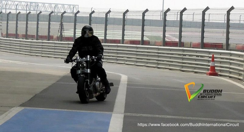 MS-Dhoni-enjoys-his-bike-ride-at-the-Buddh-Circuit.jpg