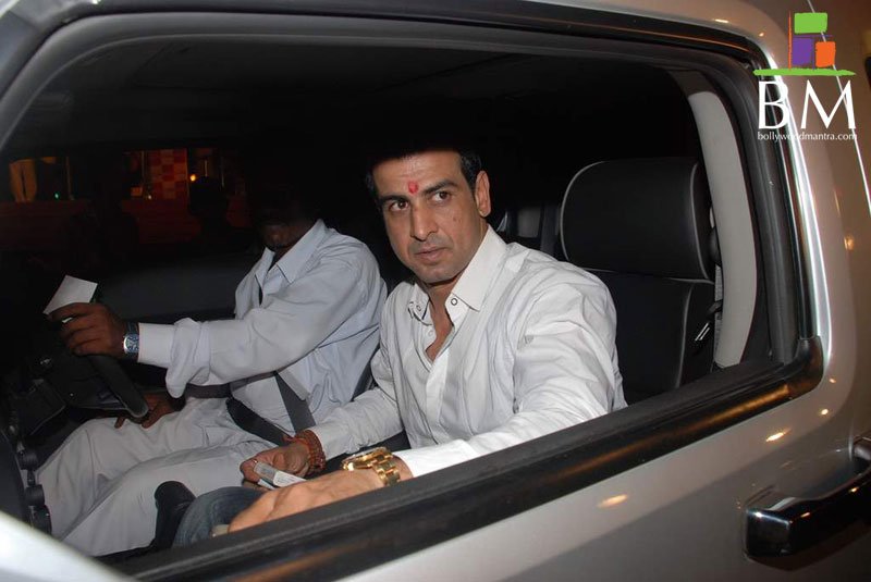 Ronit Roy's Hummer H3 3.jpg