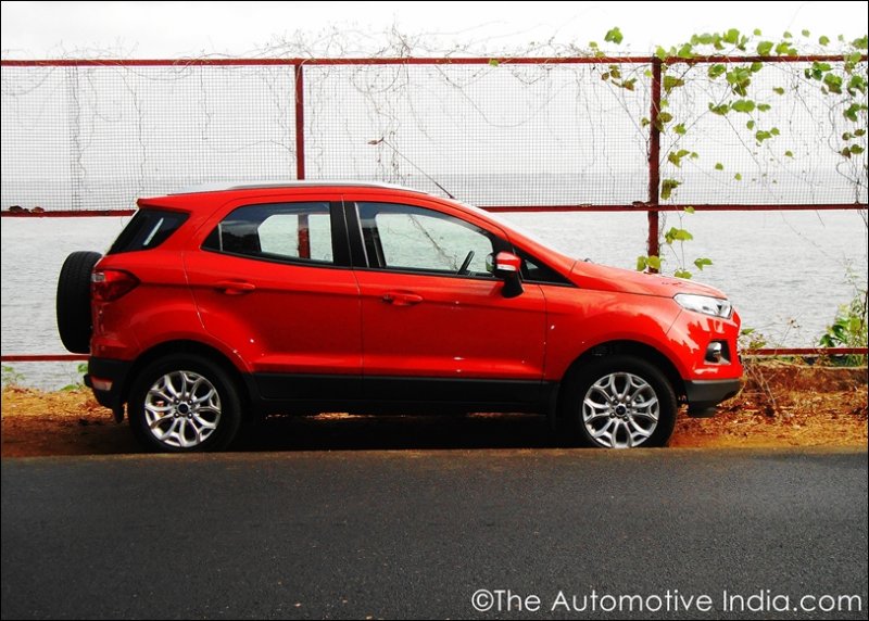 ford-ecosport-side-view.JPG