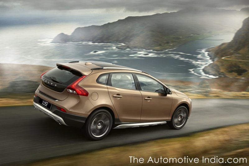 Volvo-V40-Cross-Country-5.jpg