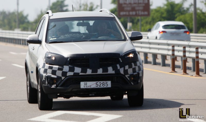 front-of-the-Ssanyong-Korando-C-facelift-caught-testing-in-South-Korea.jpg