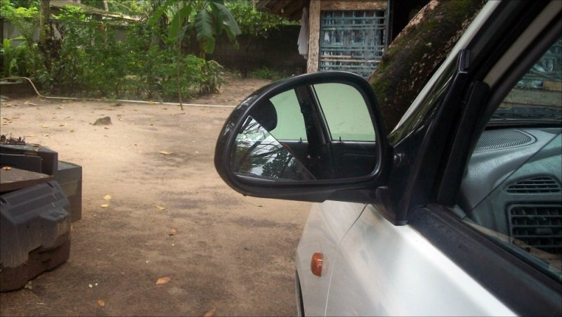 alto car mirror