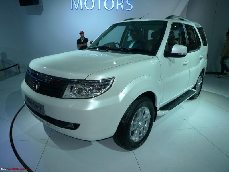 Tata Safari 1 2.jpg